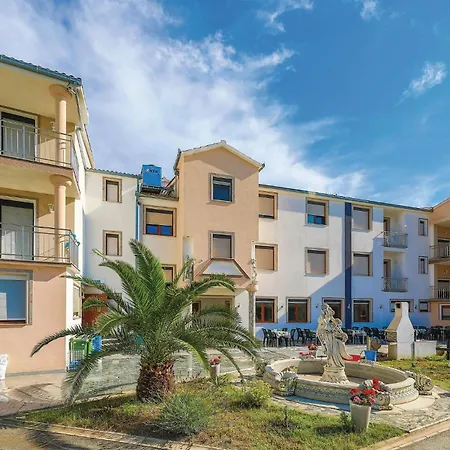 شقة One-bedroom In Okrug Gornji